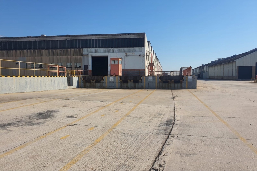 To Let commercial Property for Rent in Sidwell Eastern Cape